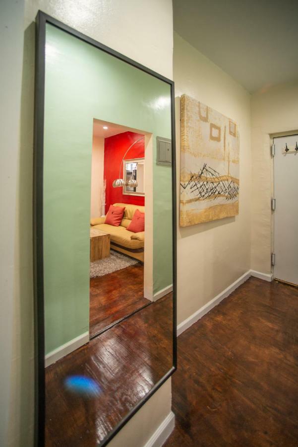 Private Room In A Shared Apartment 15 Minutes To Times Square! New York Exterior foto